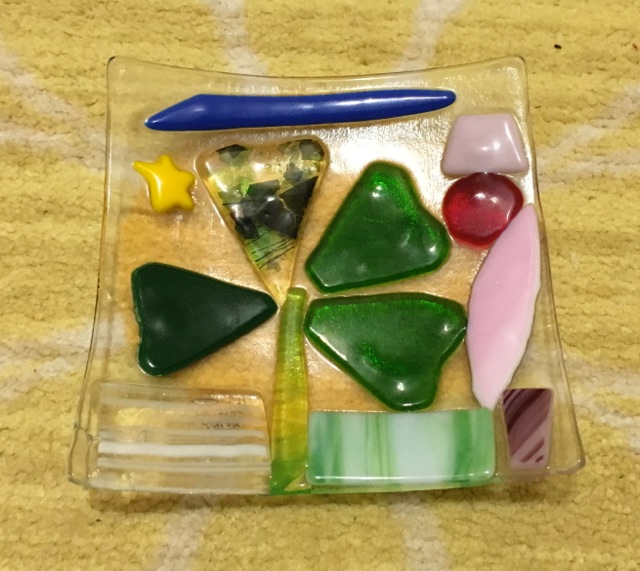 Glass plate with a stained glass shamrock