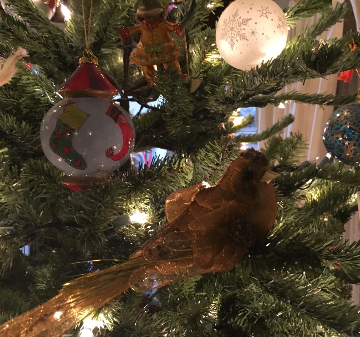 Lit Tree with Golden Bird, snowflake ball and frog prince